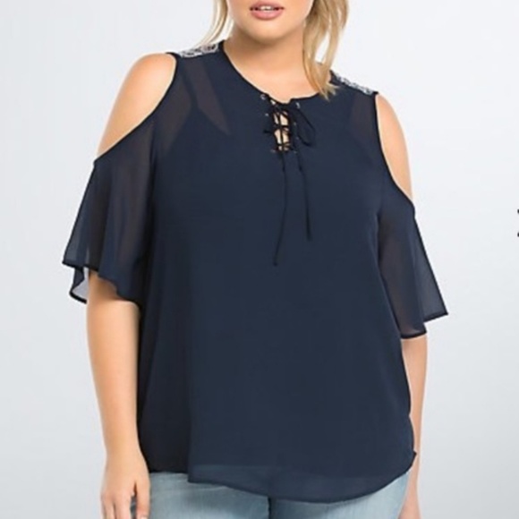 Torrid 3x Lace Up Cold shoulder Top - Picture 1 of 6